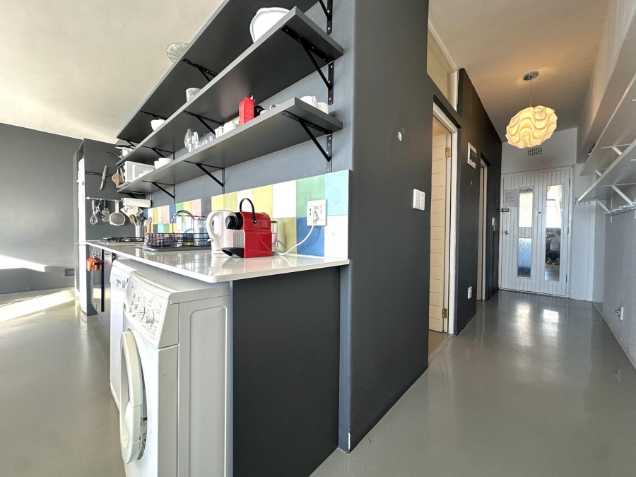 To Let 2 Bedroom Property for Rent in Muizenberg Western Cape